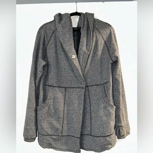 Lululemon Find Your Centre Wrap. Heathered speckled black